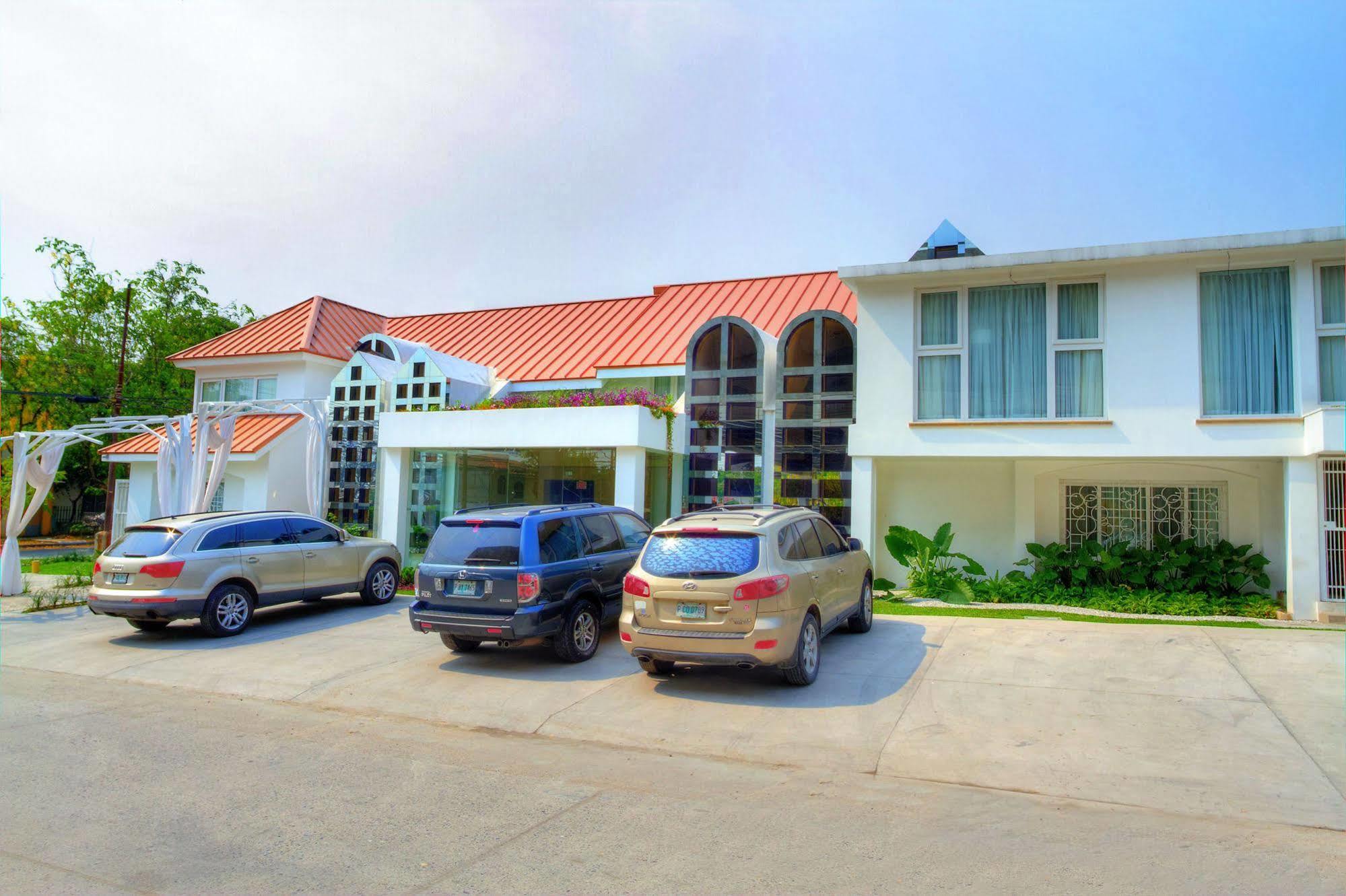 Isabella Boutique Hotel San Pedro Sula Exterior photo